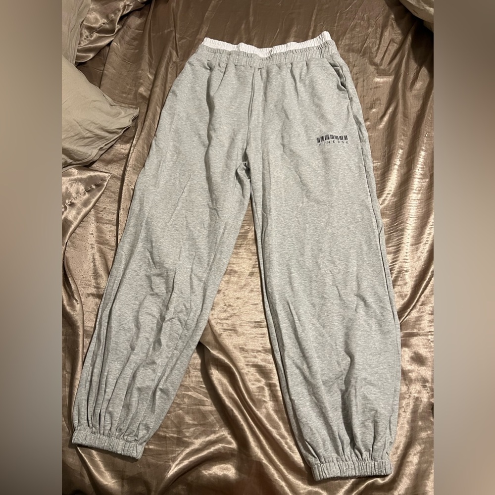 FINESSE Sweatpants